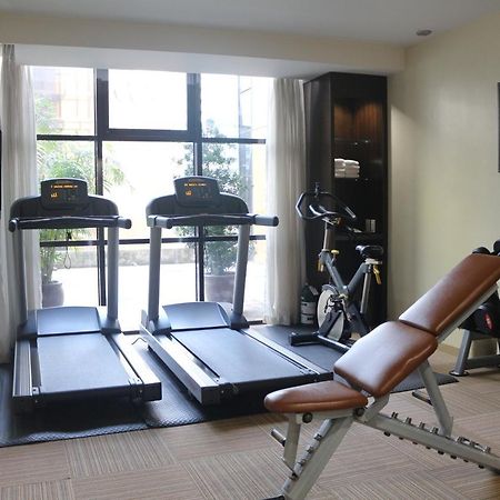 The B Hotel Alabang Muntinlupa City Eksteriør bilde