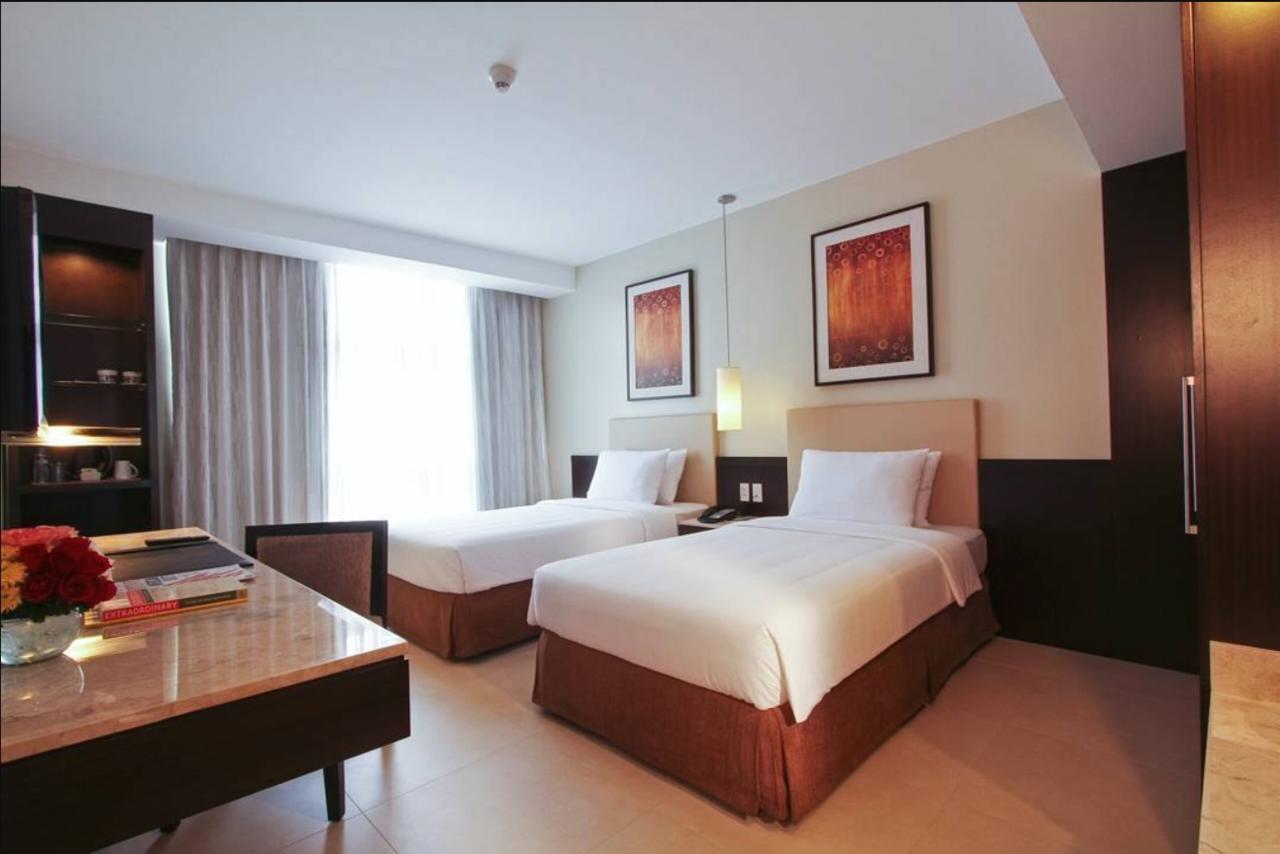 The B Hotel Alabang Muntinlupa City Eksteriør bilde