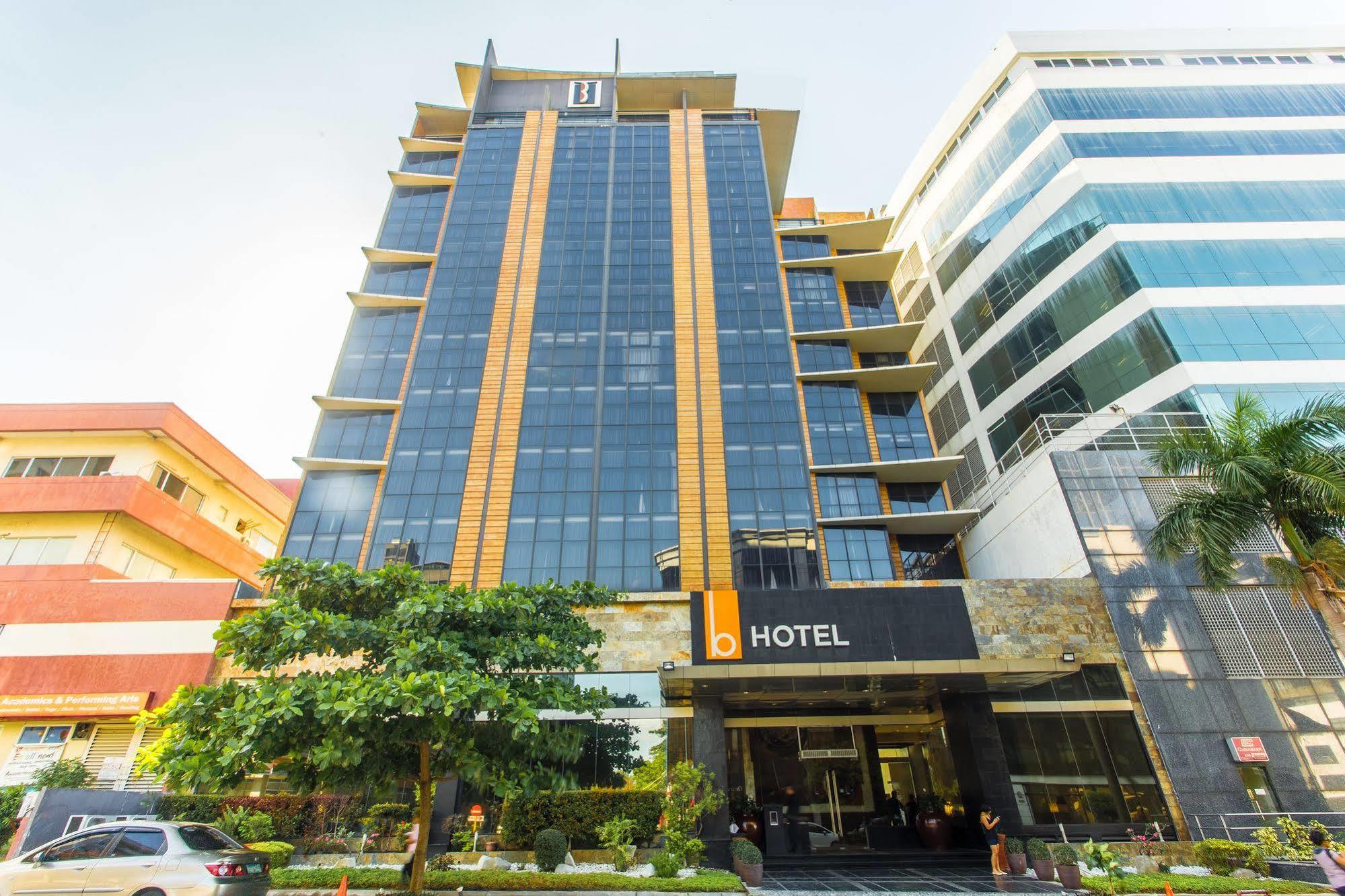 The B Hotel Alabang Muntinlupa City Eksteriør bilde